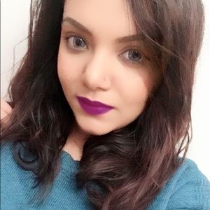 Meet your Posher, Nabila